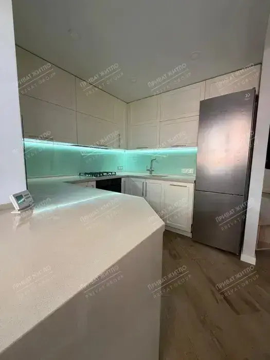 Трикімнатна картира у центрі міста | Приват житло